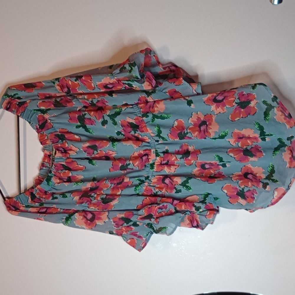 Cute SHIRT - Picture 3 of 10